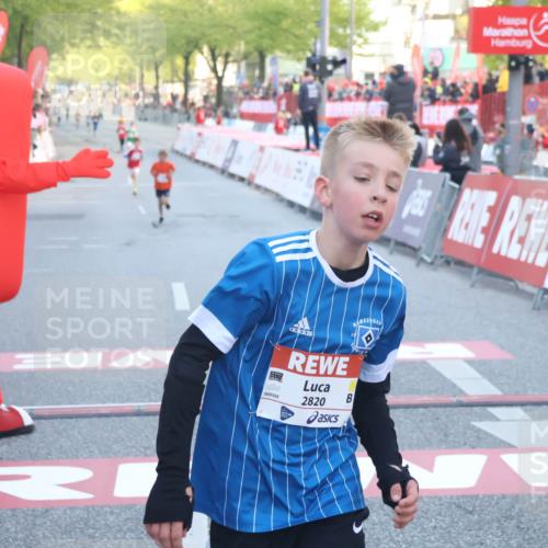 27.04.2024 - Das Zehntel Lena Gebhardt http://msf.ph/oto/6125526 27.04.2024 08:48:29 Ziel 2820, 3481, 3876 meine-sportfotos.de