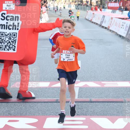 27.04.2024 - Das Zehntel Lena Gebhardt http://msf.ph/oto/6125606 27.04.2024 08:48:36 Ziel 1650, 2181, 3481, 3876 meine-sportfotos.de