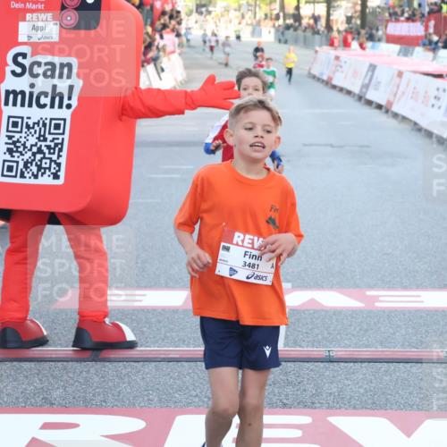 27.04.2024 - Das Zehntel Lena Gebhardt http://msf.ph/oto/6125647 27.04.2024 08:48:36 Ziel 1650, 2181, 3481, 3876 meine-sportfotos.de