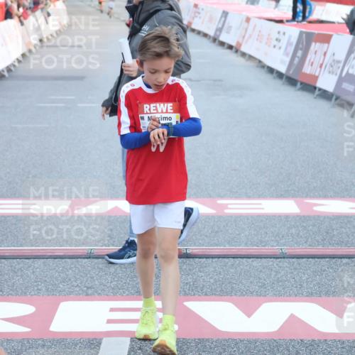 27.04.2024 - Das Zehntel Lena Gebhardt http://msf.ph/oto/6125764 27.04.2024 08:48:39 Ziel 1650, 2181, 3154, 3437 meine-sportfotos.de