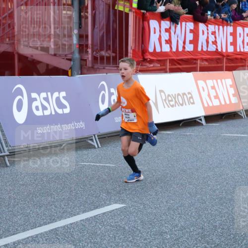 27.04.2024 - Das Zehntel Strokosch-Dieckow http://msf.ph/oto/6125822 27.04.2024 08:48:23 Ziel 1595, 2820, 3481, 3626, 3876 meine-sportfotos.de