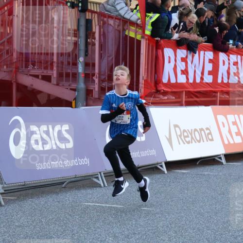 27.04.2024 - Das Zehntel Strokosch-Dieckow http://msf.ph/oto/6125875 27.04.2024 08:48:25 Ziel 2820, 3481, 3626, 3876 meine-sportfotos.de