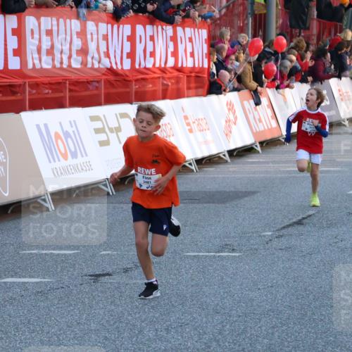27.04.2024 - Das Zehntel Strokosch-Dieckow http://msf.ph/oto/6125891 27.04.2024 08:48:31 Ziel 3481, 3876 meine-sportfotos.de