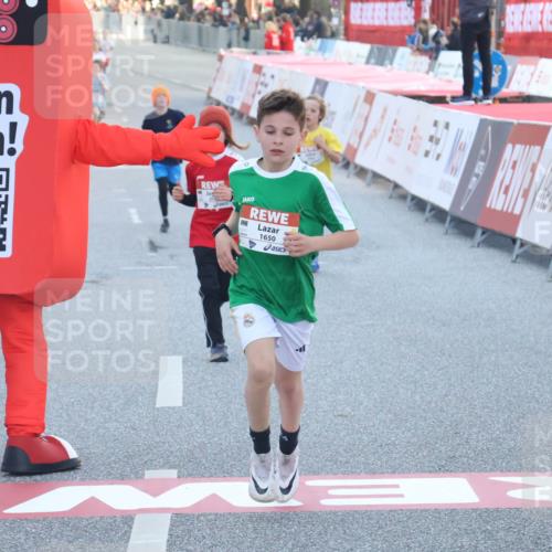 27.04.2024 - Das Zehntel Lena Gebhardt http://msf.ph/oto/6125920 27.04.2024 08:48:46 Ziel 1650, 2181, 2327, 3154, 3437, 3683 meine-sportfotos.de
