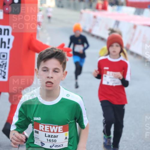 27.04.2024 - Das Zehntel Lena Gebhardt http://msf.ph/oto/6126031 27.04.2024 08:48:48 Ziel 1650, 2181, 2327, 3154, 3437, 3683 meine-sportfotos.de