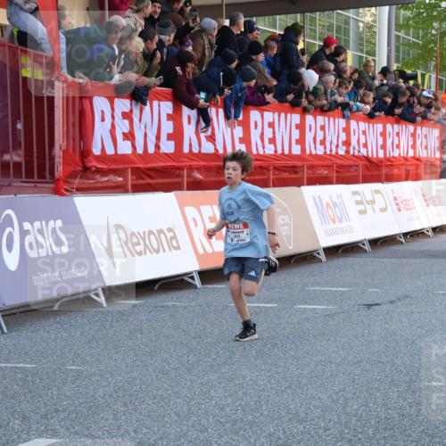 27.04.2024 - Das Zehntel Strokosch-Dieckow http://msf.ph/oto/6126193 27.04.2024 08:48:51 Ziel 1712, 2327, 2329, 3154, 3437, 3683 meine-sportfotos.de