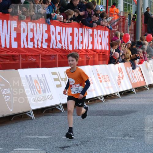 27.04.2024 - Das Zehntel Strokosch-Dieckow http://msf.ph/oto/6126208 27.04.2024 08:48:54 Ziel 1645, 1712, 2327, 2329, 3683 meine-sportfotos.de