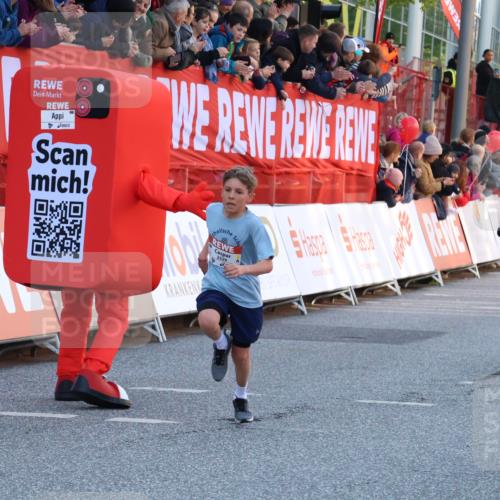 27.04.2024 - Das Zehntel Strokosch-Dieckow http://msf.ph/oto/6126438 27.04.2024 08:49:00 Ziel 1192, 1645, 1712, 2329, 2930, 3683 meine-sportfotos.de