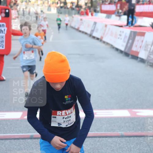 27.04.2024 - Das Zehntel Lena Gebhardt http://msf.ph/oto/6126465 27.04.2024 08:48:53 Ziel 1645, 1712, 2327, 2329, 3154, 3683 meine-sportfotos.de