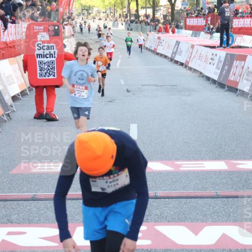 27.04.2024 - Das Zehntel Lena Gebhardt http://msf.ph/oto/6126490 27.04.2024 08:48:54 Ziel 1645, 1712, 2327, 2329, 3683 meine-sportfotos.de