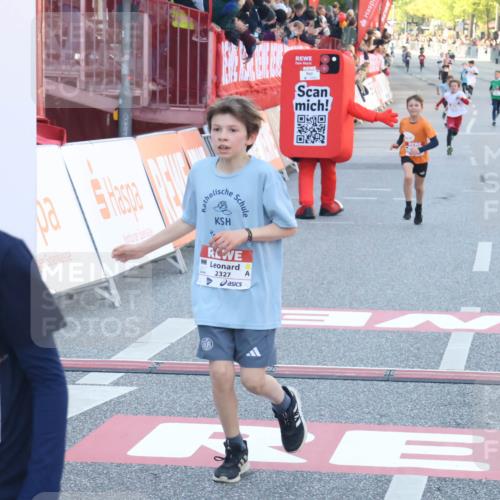 27.04.2024 - Das Zehntel Lena Gebhardt http://msf.ph/oto/6126529 27.04.2024 08:48:56 Ziel 1645, 1712, 2327, 2329, 2930, 3683 meine-sportfotos.de