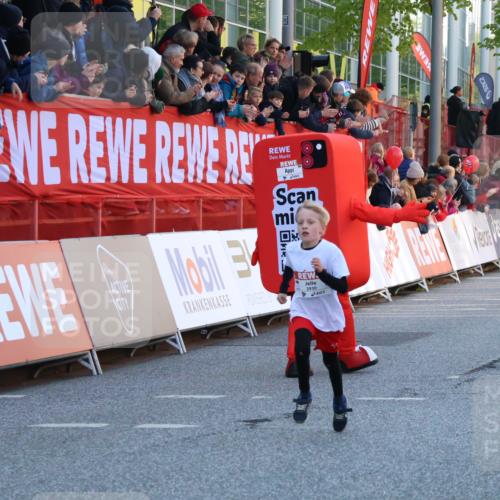 27.04.2024 - Das Zehntel Strokosch-Dieckow http://msf.ph/oto/6126591 27.04.2024 08:49:05 Ziel 1192, 1645, 2329, 2608, 2824, 2930, 3176 meine-sportfotos.de