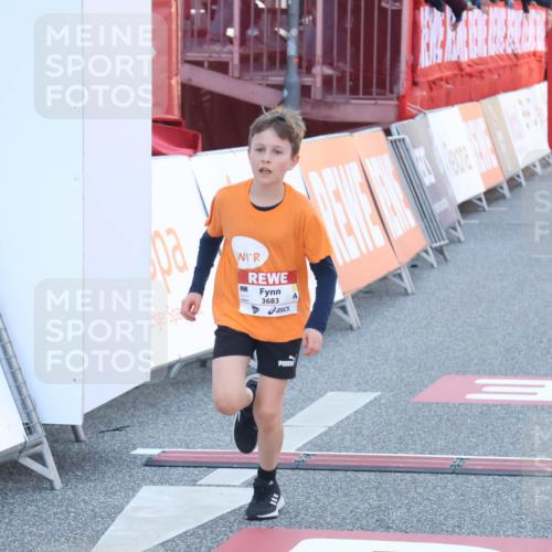 27.04.2024 - Das Zehntel Lena Gebhardt http://msf.ph/oto/6126647 27.04.2024 08:48:59 Ziel 1645, 1712, 2329, 2930, 3683 meine-sportfotos.de
