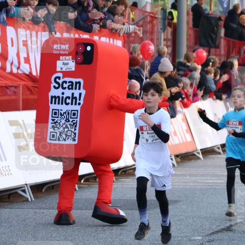 27.04.2024 - Das Zehntel Strokosch-Dieckow http://msf.ph/oto/6126655 27.04.2024 08:49:07 Ziel 1192, 1645, 2608, 2824, 2930, 3176, 3900 meine-sportfotos.de