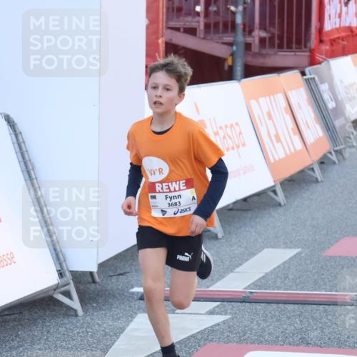 27.04.2024 - Das Zehntel Lena Gebhardt http://msf.ph/oto/6126658 27.04.2024 08:48:59 Ziel 1645, 1712, 2329, 2930, 3683 meine-sportfotos.de