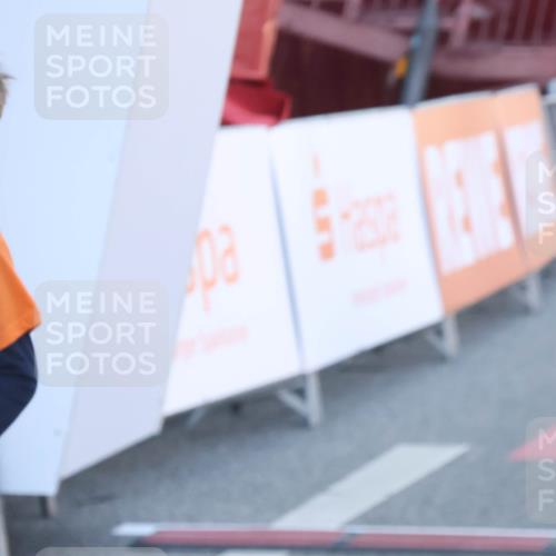 27.04.2024 - Das Zehntel Lena Gebhardt http://msf.ph/oto/6126689 27.04.2024 08:49:00 Ziel 1192, 1645, 1712, 2329, 2930, 3683 meine-sportfotos.de