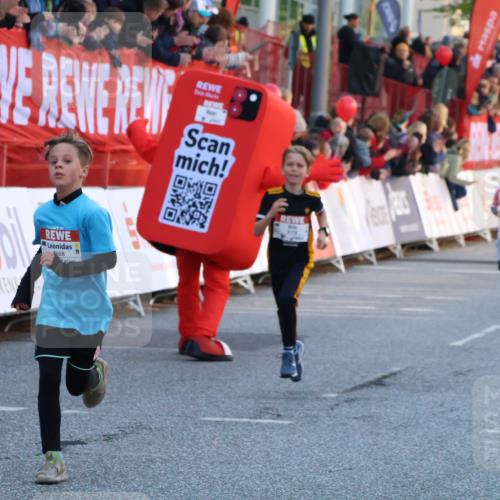 27.04.2024 - Das Zehntel Strokosch-Dieckow http://msf.ph/oto/6126738 27.04.2024 08:49:10 Ziel 1192, 2608, 2824, 2930, 3176, 3900 meine-sportfotos.de