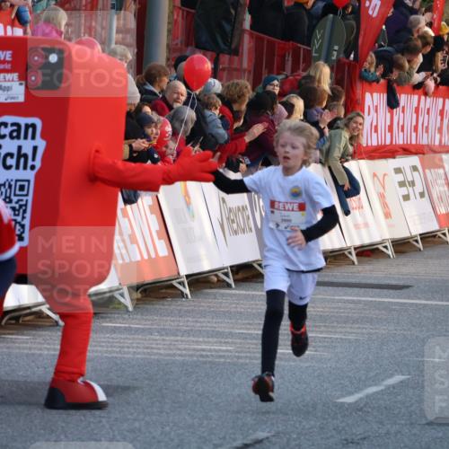 27.04.2024 - Das Zehntel Strokosch-Dieckow http://msf.ph/oto/6126886 27.04.2024 08:49:13 Ziel 1192, 1452, 2222, 2608, 2663, 2824, 3176, 3177, 3900 meine-sportfotos.de