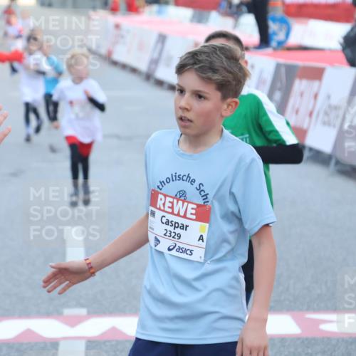 27.04.2024 - Das Zehntel Lena Gebhardt http://msf.ph/oto/6126918 27.04.2024 08:49:06 Ziel 1192, 1645, 2329, 2608, 2824, 2930, 3176, 3900 meine-sportfotos.de