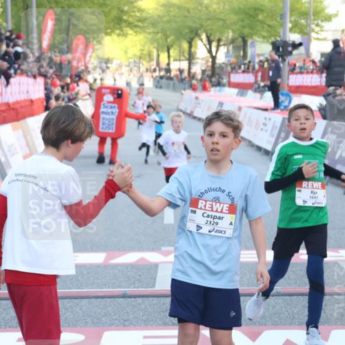27.04.2024 - Das Zehntel Lena Gebhardt http://msf.ph/oto/6126954 27.04.2024 08:49:07 Ziel 1192, 1645, 2608, 2824, 2930, 3176, 3900 meine-sportfotos.de