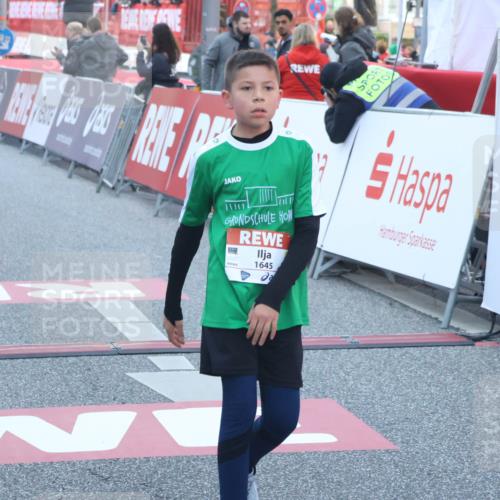 27.04.2024 - Das Zehntel Lena Gebhardt http://msf.ph/oto/6127056 27.04.2024 08:49:08 Ziel 1192, 2608, 2824, 2930, 3176, 3900 meine-sportfotos.de