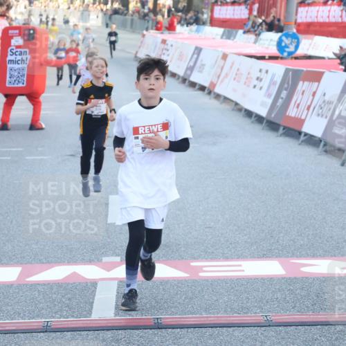 27.04.2024 - Das Zehntel Lena Gebhardt http://msf.ph/oto/6127219 27.04.2024 08:49:13 Ziel 1192, 1452, 2222, 2608, 2663, 2824, 3176, 3177, 3900 meine-sportfotos.de