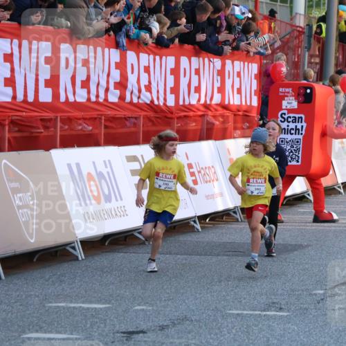 27.04.2024 - Das Zehntel Strokosch-Dieckow http://msf.ph/oto/6127220 27.04.2024 08:49:32 Ziel 1252, 1480, 2317, 2818, 2848, 3382, 3402, 3465, 3657, 3873 meine-sportfotos.de