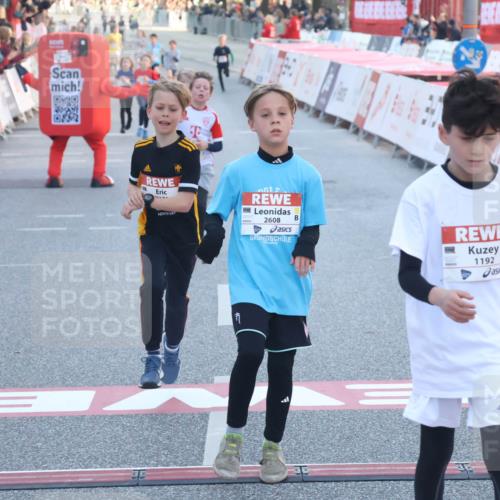 27.04.2024 - Das Zehntel Lena Gebhardt http://msf.ph/oto/6127363 27.04.2024 08:49:15 Ziel 1192, 1452, 2222, 2352, 2608, 2663, 2824, 3176, 3177, 3900 meine-sportfotos.de