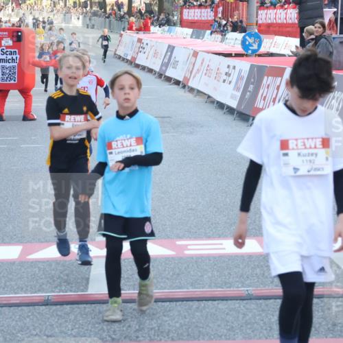 27.04.2024 - Das Zehntel Lena Gebhardt http://msf.ph/oto/6127397 27.04.2024 08:49:15 Ziel 1192, 1452, 2222, 2352, 2608, 2663, 2824, 3176, 3177, 3900 meine-sportfotos.de