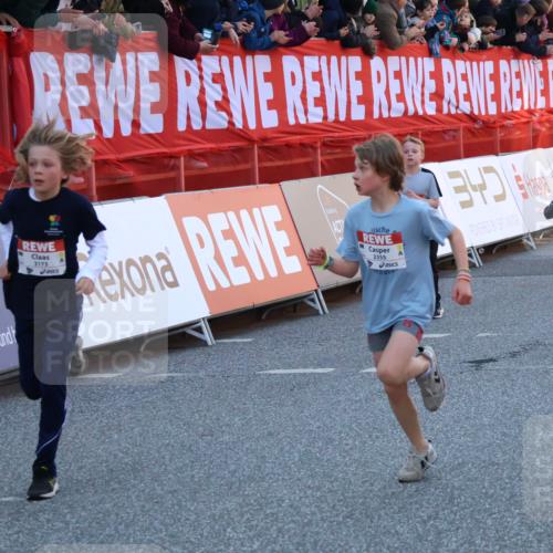 27.04.2024 - Das Zehntel Strokosch-Dieckow http://msf.ph/oto/6127482 27.04.2024 08:49:54 Ziel 1491, 1498, 1935, 2264, 2355, 2599, 2805, 2839, 3173, 3443, 3703, 3783, 3924 meine-sportfotos.de