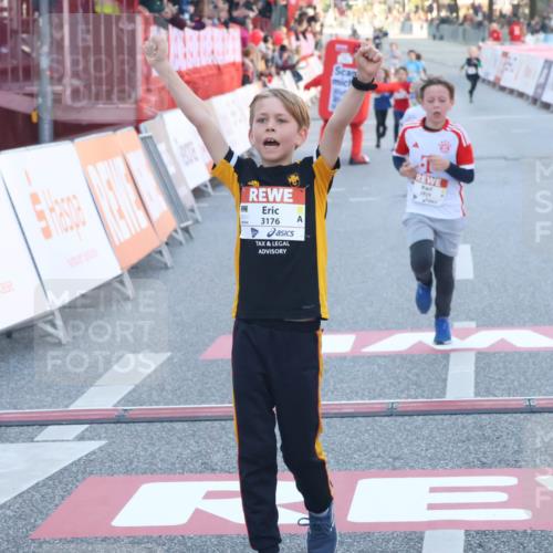 27.04.2024 - Das Zehntel Lena Gebhardt http://msf.ph/oto/6127524 27.04.2024 08:49:17 Ziel 1452, 2222, 2352, 2663, 2824, 3176, 3177, 3900 meine-sportfotos.de