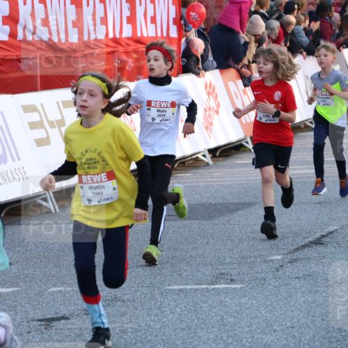 27.04.2024 - Das Zehntel Strokosch-Dieckow http://msf.ph/oto/6127530 27.04.2024 08:49:56 Ziel 1491, 1498, 1935, 2264, 2355, 2599, 2805, 2839, 3173, 3443, 3703, 3783, 3924 meine-sportfotos.de