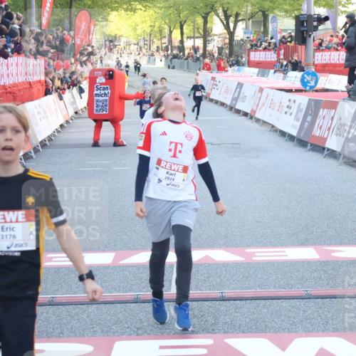 27.04.2024 - Das Zehntel Lena Gebhardt http://msf.ph/oto/6127600 27.04.2024 08:49:18 Ziel 1452, 2222, 2352, 2663, 2824, 3177, 3900 meine-sportfotos.de