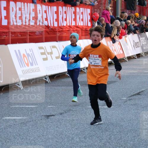 27.04.2024 - Das Zehntel Strokosch-Dieckow http://msf.ph/oto/6127641 27.04.2024 08:50:00 Ziel 1491, 1498, 1935, 2264, 2599, 2805, 2839, 3443, 3703, 3783, 3924 meine-sportfotos.de