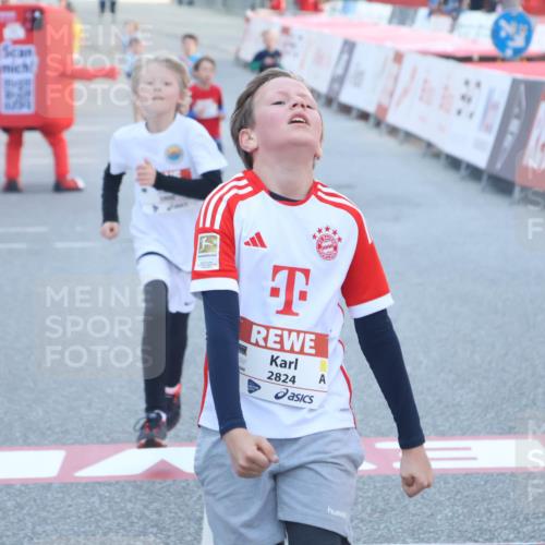27.04.2024 - Das Zehntel Lena Gebhardt http://msf.ph/oto/6127650 27.04.2024 08:49:19 Ziel 1452, 2222, 2352, 2663, 2824, 3177, 3900 meine-sportfotos.de