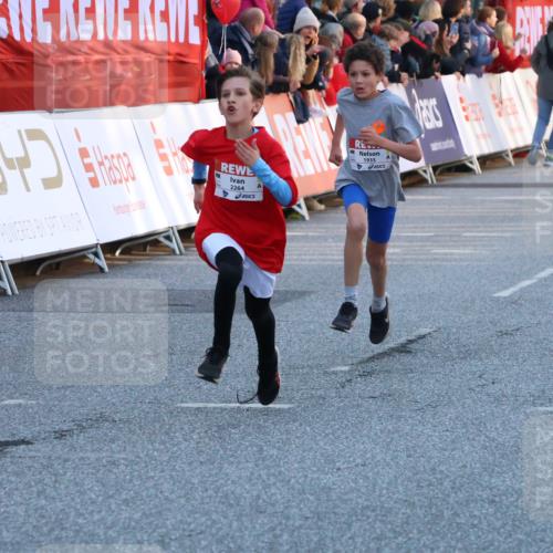 27.04.2024 - Das Zehntel Strokosch-Dieckow http://msf.ph/oto/6127750 27.04.2024 08:50:02 Ziel 1498, 1935, 2264, 2599, 2805, 2839, 3619, 3703, 3783, 3924 meine-sportfotos.de