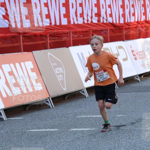 27.04.2024 - Das Zehntel Strokosch-Dieckow http://msf.ph/oto/6127901 27.04.2024 08:50:10 Ziel 1326, 3169, 3241, 3619, 3819 meine-sportfotos.de
