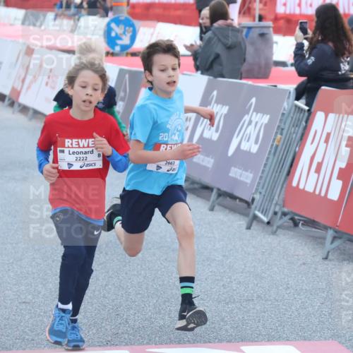 27.04.2024 - Das Zehntel Lena Gebhardt http://msf.ph/oto/6128006 27.04.2024 08:49:24 Ziel 1452, 2222, 2317, 2352, 2663, 3177, 3465 meine-sportfotos.de