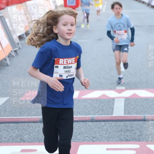 27.04.2024 - Das Zehntel Lena Gebhardt http://msf.ph/oto/6128193 27.04.2024 08:49:26 Ziel 1452, 2222, 2317, 2352, 2663, 2848, 3177, 3382, 3402, 3465 meine-sportfotos.de