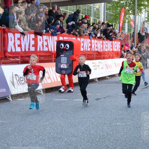 27.04.2024 - Das Zehntel Strokosch-Dieckow http://msf.ph/oto/6128253 27.04.2024 08:50:22 Ziel 2167, 3169, 3238, 3241, 3453, 3704, 3764, 3778, 3784 meine-sportfotos.de