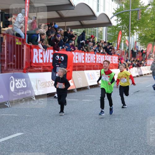 27.04.2024 - Das Zehntel Strokosch-Dieckow http://msf.ph/oto/6128319 27.04.2024 08:50:23 Ziel 2167, 3169, 3238, 3241, 3453, 3704, 3764, 3769, 3778, 3784 meine-sportfotos.de