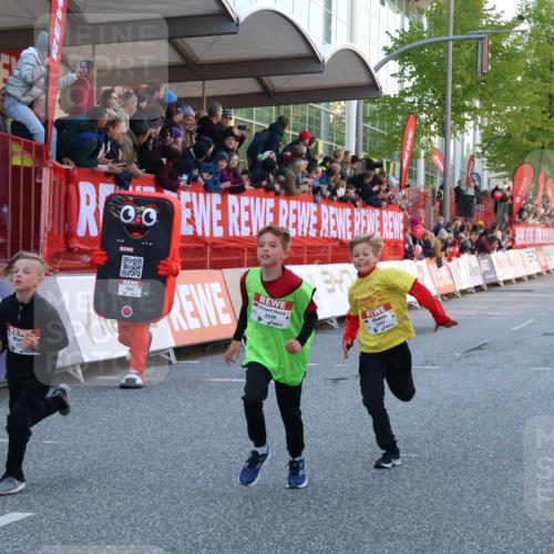 27.04.2024 - Das Zehntel Strokosch-Dieckow http://msf.ph/oto/6128347 27.04.2024 08:50:23 Ziel 2167, 3169, 3238, 3241, 3453, 3704, 3764, 3769, 3778, 3784 meine-sportfotos.de