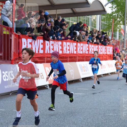 27.04.2024 - Das Zehntel Strokosch-Dieckow http://msf.ph/oto/6128489 27.04.2024 08:50:31 Ziel 2014, 2167, 3141, 3156, 3472, 3641, 3704, 3769, 3778, 3846 meine-sportfotos.de