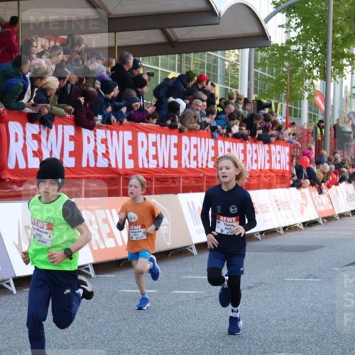 27.04.2024 - Das Zehntel Strokosch-Dieckow http://msf.ph/oto/6128633 27.04.2024 08:50:34 Ziel 1233, 2014, 2167, 2596, 3043, 3141, 3156, 3472, 3641, 3704, 3769, 3778, 3846 meine-sportfotos.de