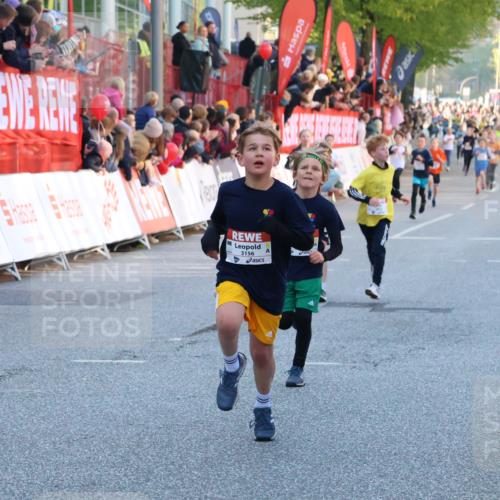 27.04.2024 - Das Zehntel Strokosch-Dieckow http://msf.ph/oto/6128658 27.04.2024 08:50:36 Ziel 1233, 2014, 2596, 2792, 3043, 3141, 3155, 3156, 3472, 3641, 3704, 3769, 3846 meine-sportfotos.de