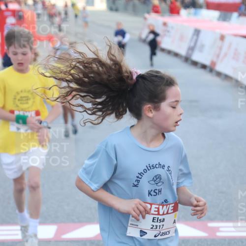 27.04.2024 - Das Zehntel Lena Gebhardt http://msf.ph/oto/6128686 27.04.2024 08:49:35 Ziel 1252, 1480, 2317, 2818, 2848, 3382, 3402, 3465, 3657, 3873 meine-sportfotos.de