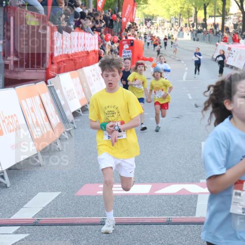 27.04.2024 - Das Zehntel Lena Gebhardt http://msf.ph/oto/6128715 27.04.2024 08:49:35 Ziel 1252, 1480, 2317, 2818, 2848, 3382, 3402, 3465, 3657, 3873 meine-sportfotos.de