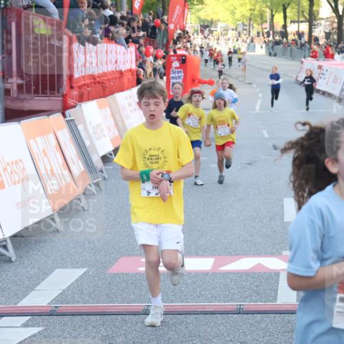 27.04.2024 - Das Zehntel Lena Gebhardt http://msf.ph/oto/6128726 27.04.2024 08:49:35 Ziel 1252, 1480, 2317, 2818, 2848, 3382, 3402, 3465, 3657, 3873 meine-sportfotos.de