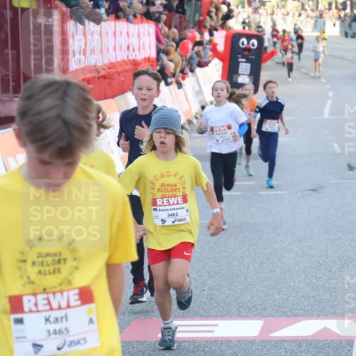 27.04.2024 - Das Zehntel Lena Gebhardt http://msf.ph/oto/6129000 27.04.2024 08:49:38 Ziel 1252, 1480, 2818, 2848, 3382, 3402, 3657, 3873 meine-sportfotos.de
