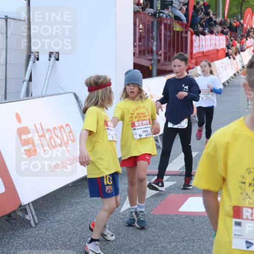 27.04.2024 - Das Zehntel Lena Gebhardt http://msf.ph/oto/6129109 27.04.2024 08:49:41 Ziel 1252, 1480, 2818, 2848, 3657, 3873 meine-sportfotos.de